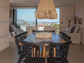 Casa en venta en Laguna de Zapallar con vista al mar