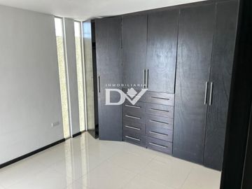DEPARTAMENTO EN VENTA EN CIUDAD JUDICIAL ELEVADOR
