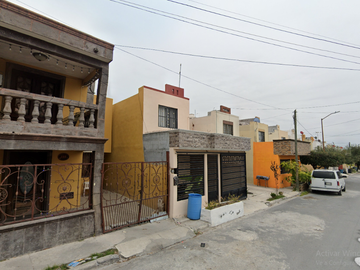 CASA EN VENTA DE RECUPERACION BANCARIA, Calle Olivos, Villa Florida Sector B, Vista Hermosa, Reynosa, Tamaulipas, México, -jmjc12