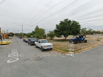 CASA EN VENTA DE RECUPERACION BANCARIA, Calle Olivos, Villa Florida Sector B, Vista Hermosa, Reynosa, Tamaulipas, México, -jmjc12