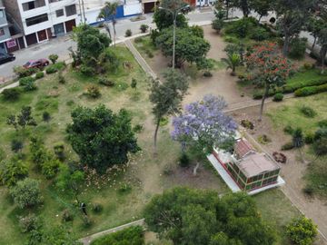 VENTA CASA URB. SAN AMADEO DE GARAGAY
