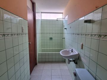 VENTA CASA URB. SAN AMADEO DE GARAGAY