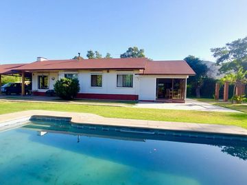 Acogedora casa  en Galvez