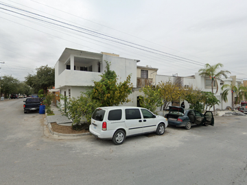 CASA EN VENTA DE RECUPERACION BANCARIA, Calle Acantos, Villa Florida Sector B, Vista Hermosa, Reynosa, Tamaulipas, México -jmjc12