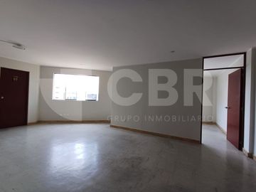 VENTA OFICINA EN CARCADO DE LIMA