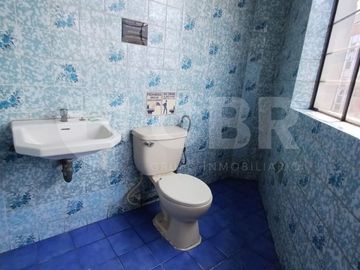 VENTA OFICINA EN CARCADO DE LIMA