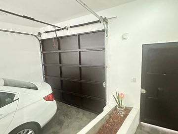Se vende casa en esquina con tres unidades rentables cerca del libramiento