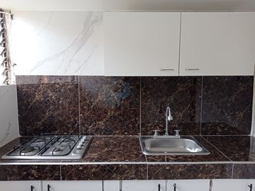 Venta apartamento Los Alcazares remodelado 4 piso Cali Valle