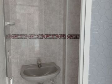 Venta apartamento Los Alcazares remodelado 4 piso Cali Valle