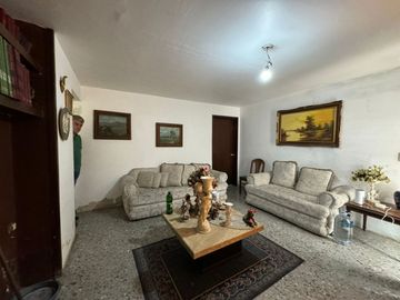 CASA EN VENTA, VALLARTA SAN JORGE, ZONA MINERVA, GUADALAJARA