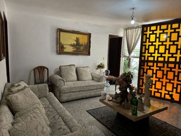 CASA EN VENTA, VALLARTA SAN JORGE, ZONA MINERVA, GUADALAJARA