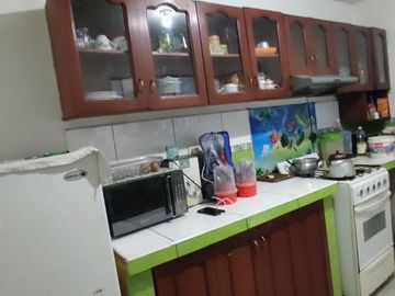Casa en Venta de Dos Pisos En Venta Frente A Parque A.H. Bayovar S.J.L