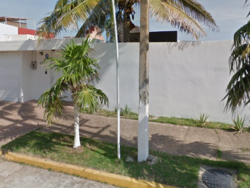 Casa en venta ubicada en Col. Maria de la Piedad, Coatzacoalcos, Veracruz.
