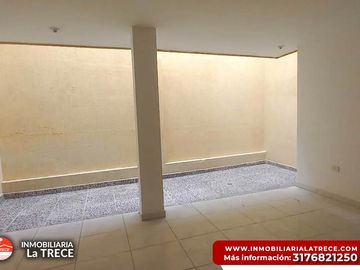 Se vende casa amplia en Buga-valle, Barrio  Santa Rita