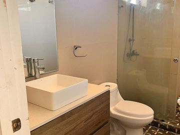 Hermosa Parcela con casa sólida y piscina en Padre Hurtado.