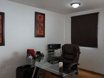 CASA EN VENTA EN LOMAS VERDES 6TA SECC