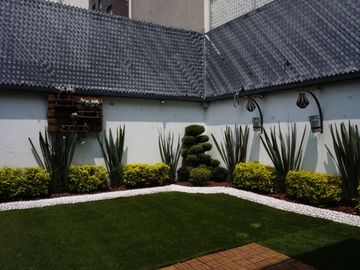 CASA EN VENTA EN LOMAS VERDES 6TA SECC
