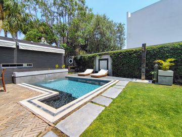VENTA CASA DE UNA SAOLA PLANTA EN VILLAS DEL MESON CON CUARTO DE SERVICIO