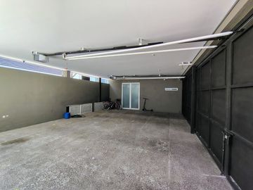 VENTA CASA DE UNA SAOLA PLANTA EN VILLAS DEL MESON CON CUARTO DE SERVICIO