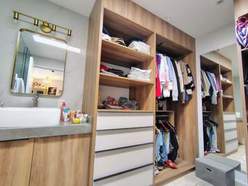 VENTA CASA DE UNA SAOLA PLANTA EN VILLAS DEL MESON CON CUARTO DE SERVICIO