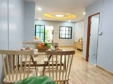 บ้าน สายไหม พหลโยธิน54/1 เพิ่มสิน หมู่บ้านมารวย1 17 ตรว 3 ห้องนอน2 ห้องน้ำ 1 ห้องครัว 1 ห้องรับแขก 1 ที่จอดรถในบ้าน