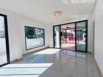 บ้านเดี่ยว คลองสามวา สามวาตะวันออก นิมิตรใหม่ หมู่บ้านเคซีการ์เด้นโฮม6 (50 ตรว 4 ห้องนอน 3 ห้องน้ำ 1 ห้องครัว 1 ห้องโถ่ง