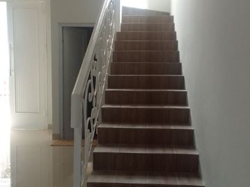 Rumah Gran.Res. Cibinong Jl Kartika Raya, Baru 2 LANTAI, Mewah Harga Murah, New di Bogor Jual Dijual