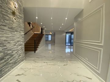 🌟 FOR SALE 📍 Portofino South, Brgy. Almanza Dos, Las Piñas City