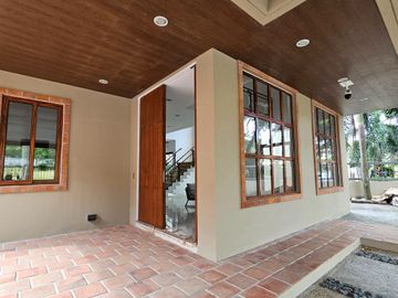 PORTOFINO HEIGHTS Brand New House and Lot for Sale w POOL Fully Furnished