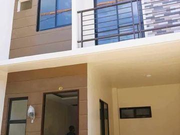 For Sale House and Lot in Robinslane Subdivision,Consolacion Cebu