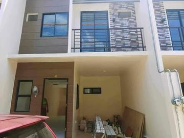 For Sale House and Lot in Robinslane Subdivision,Consolacion Cebu