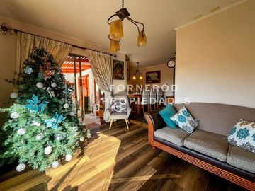 HERMOSA CASA EN VENTE EN SAN JOQUIN. LA SERENA.