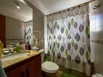 HERMOSA CASA EN VENTE EN SAN JOQUIN. LA SERENA.