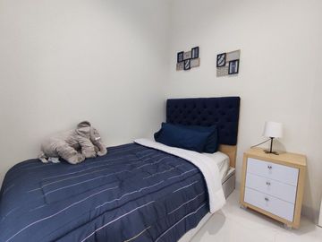 Rumah Tarum Cirendeu, Baru 3 LANTAI Murah, Ciputat Timur, Tangsel Kota Tangerang Selatan Jual Dijual