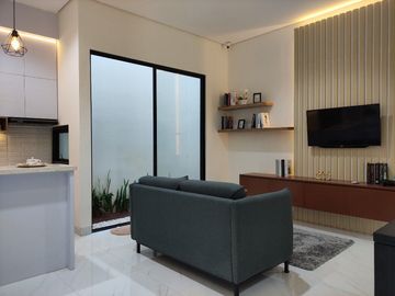 Rumah Tarum Cirendeu, Baru 3 LANTAI Murah, Ciputat Timur, Tangsel Kota Tangerang Selatan Jual Dijual