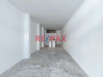 ¡Tu Negocio En El Lugar Estrategico!🏪 Local Comercial En Venta📍Altura De Av Moche Con Av Los Incas