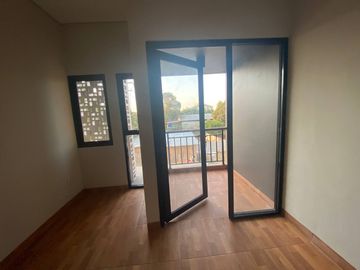 Rumah Hisa Dkt Kota Bekasi Timur,Baru 2 LANTAI Mewah Harga Murah New Minimalis Exclusive Jual Dijual