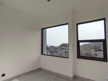 Rumah EL Cihanjuang,Baru 2/1 LANTAI Mewah Harga Murah Dekat Kota Cimahi di Bandung Barat Jual Dijual