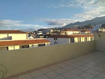 Vedo casa de 410m, urbanizacion privada El condado