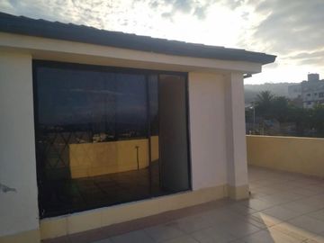 Vedo casa de 410m, urbanizacion privada El condado