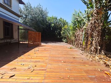 Castelar - Venta - Chalet Sobre un amplio lote de 1334 m² en Castelar Norte