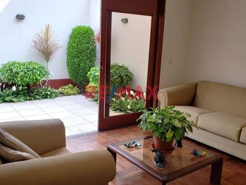 VENDO LINDA CASA EN SURCO