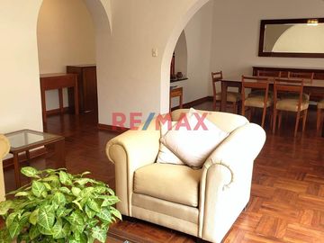 VENDO LINDA CASA EN SURCO