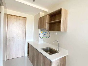 Pre-selling 1 Bedroom condominium in Primeworld District Lapu-Lapu Cebu