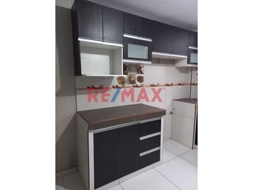 Se Vende Departamento Amplio En Los Olivos