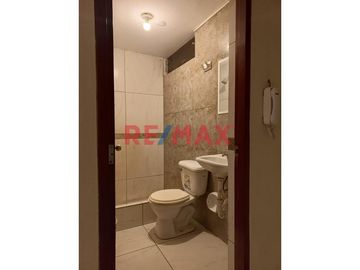 Se Vende Departamento Amplio En Los Olivos