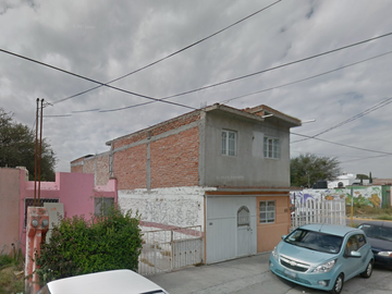 CASA EN VENTA EN CELAYA, GUANAJUATO - REMATE BANCARIO EN CELAYA