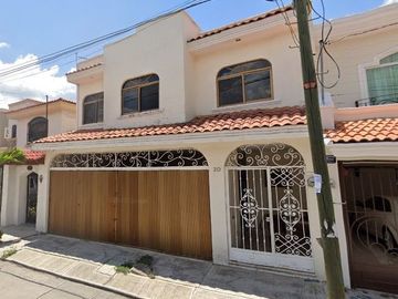 Casa en venta ubicada en Fracc. Ciudad del Valle, Tepic, Nayarit