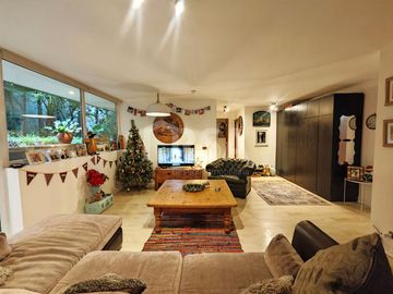 DEPARTAMENTO 2 DORMITORIOS/2 BAÑOS CON ESTACIONAMIENTO, BARRIO ITALIA, PROVIDENCIA