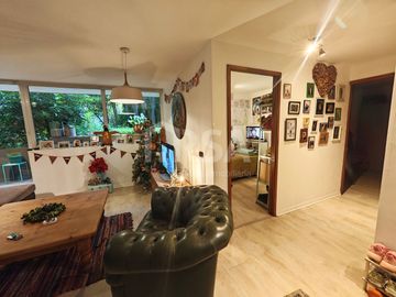 DEPARTAMENTO 2 DORMITORIOS/2 BAÑOS CON ESTACIONAMIENTO, BARRIO ITALIA, PROVIDENCIA